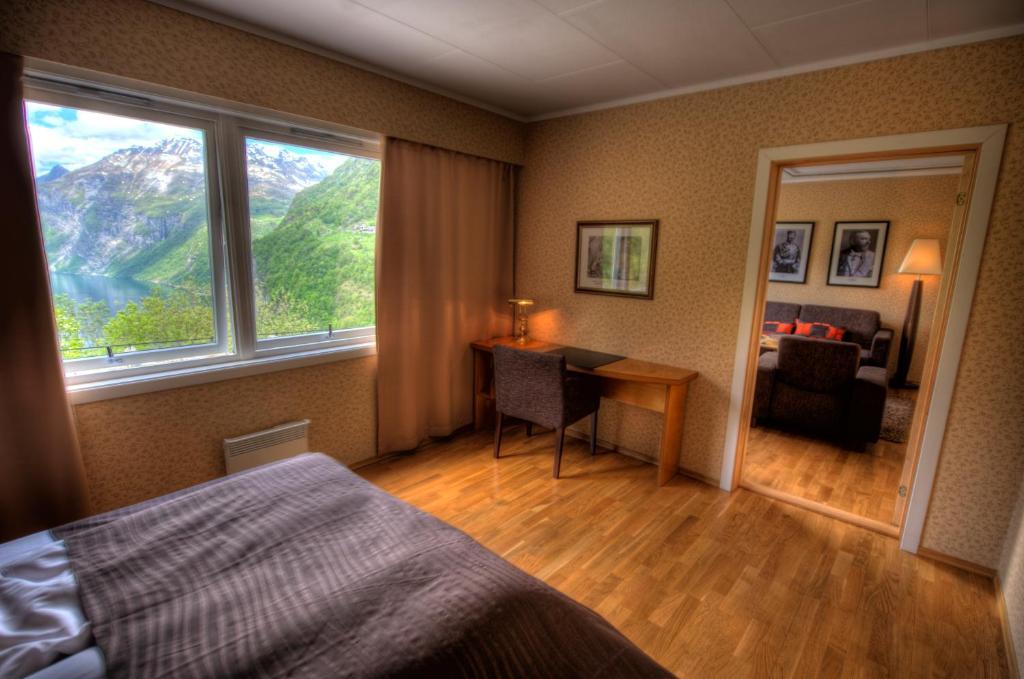 Hotel Utsikten - By Classic Norway Hotels Geiranger Room photo